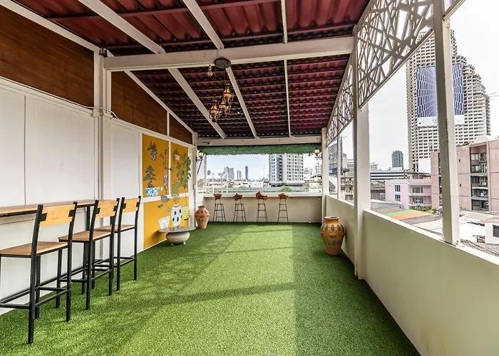 Snoozzze ใกล้รถไฟฟ้า ย่านบางรัก (adults Only) *