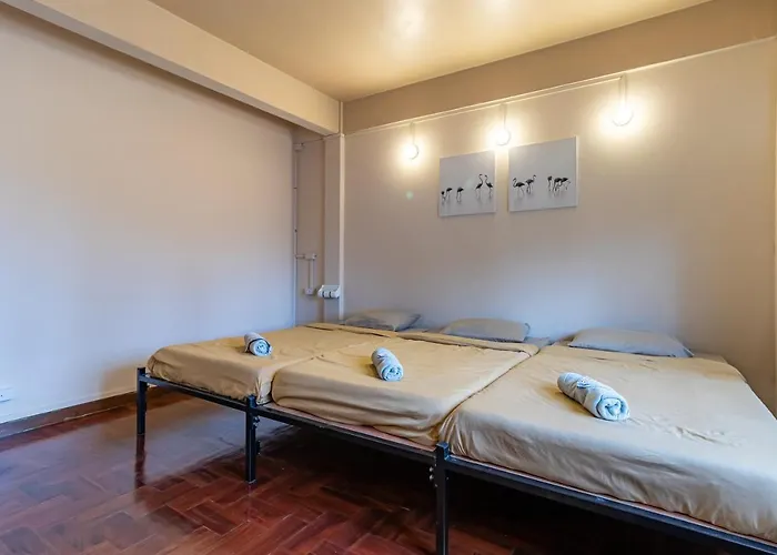 Snoozzze ใกล้รถไฟฟ้า ย่านบางรัก (adults Only) Ostello *