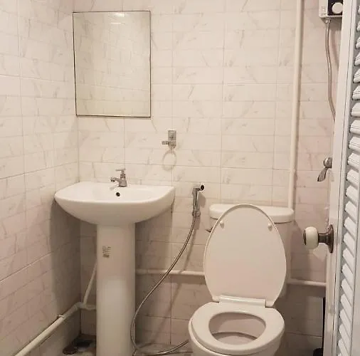 Ostello Snoozzze ใกล้รถไฟฟ้า ย่านบางรัก (adults Only) *
